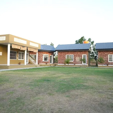 Rustic Roots Farm Stay Attari Exterior photo